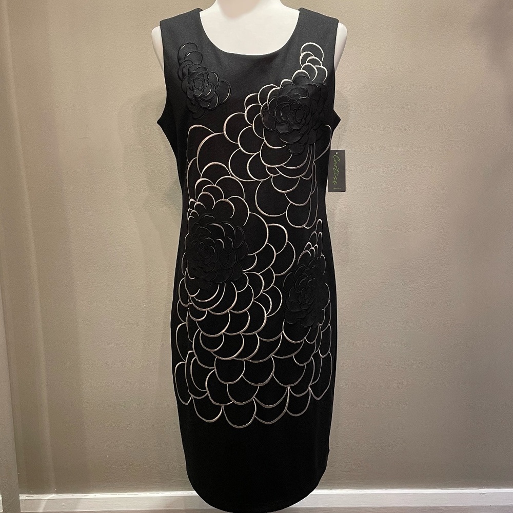 CARTISE * Chrysanthemum Appliqué Shift Dress BNWT